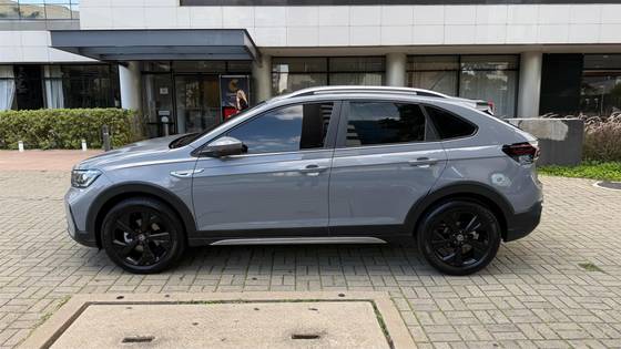 VOLKSWAGEN NIVUS 1.0 200 TSI TOTAL FLEX HIGHLINE AUTOMÁTICO